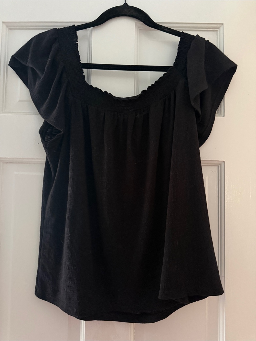 LC Lauren Conrad Black Ruffled Scoop-Neck Blouse